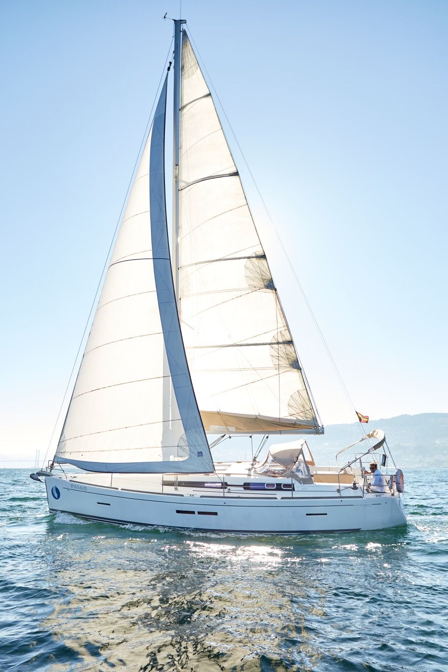 Dufour40.5GL_ALquiler_barcos_Sailway_Galicia_charter