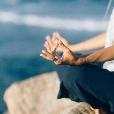 Yoga_Midfulness_velero_rias_baixas_Galicia_sailway_vigo