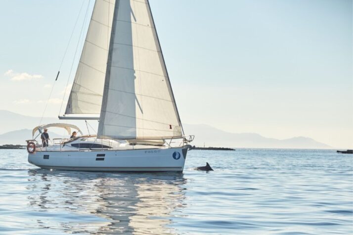 Paseo en velero por la ría de Vigo